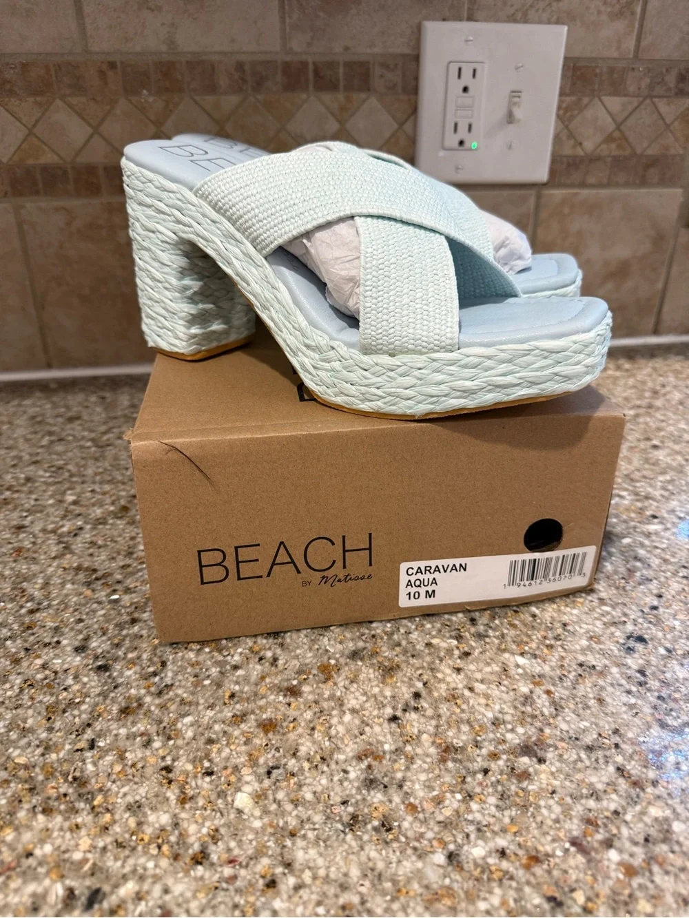 Beach by Matisse Caravan Block Heel Sandals Size 10